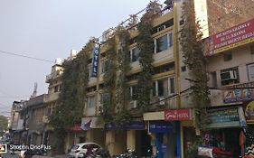 Samrat Hotel